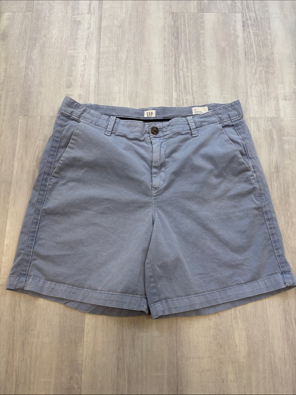 GAP for Good Girlfriend Chino Women's Moonstone Blue Flat-Front Shorts 5’ Inseam